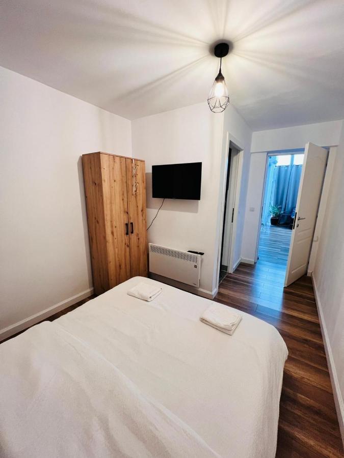 Master Adventure Guest House Vadu Crisului Eksteriør billede